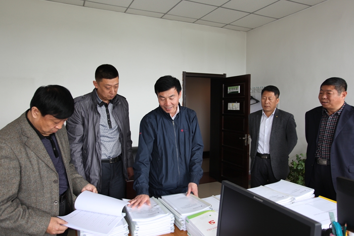 厉宝昌深入山河农场检查指导党的群众路线教育实践活动开展情况(图1)