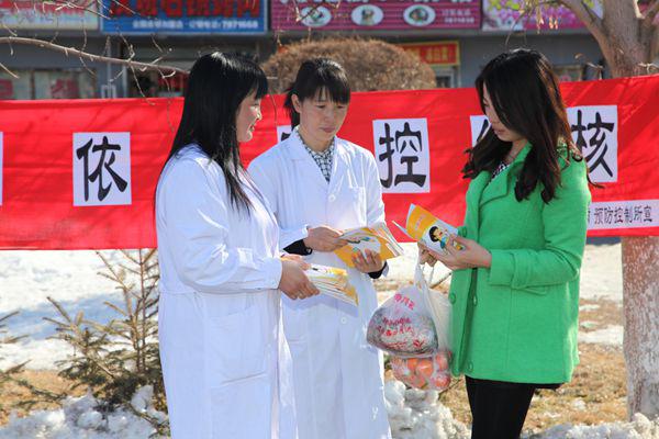 大西江开展"世界防治结核病日"宣传活动(图1)