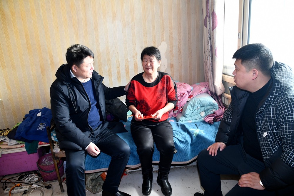 前进农场有限公司领导开展新年走访慰问(图3)