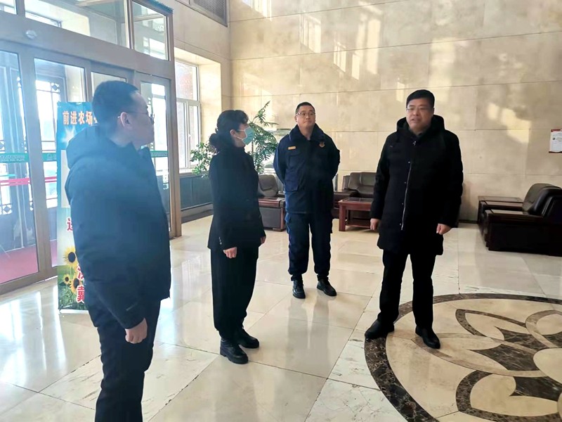 前进农场有限公司除夕慰问一线在岗工作人员(图5)