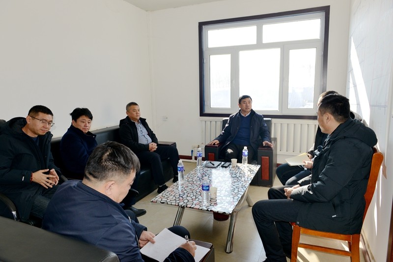 李建军到管理区检查指导当前重点工作(图1)