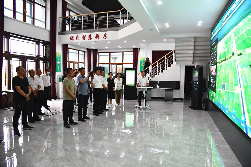 同江市人大一行赴前进农场有限公司考察调研(图6)