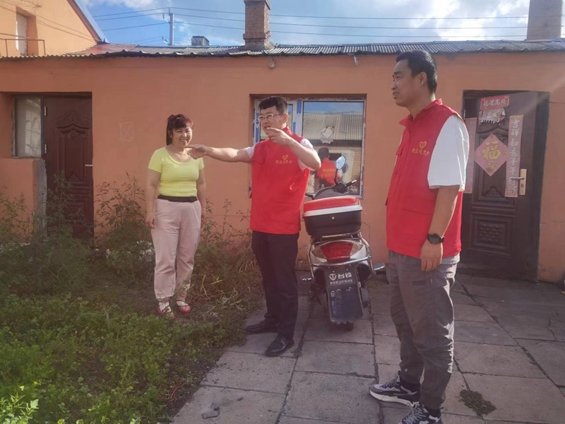 前进农场有限公司社区开展房屋建筑隐患排查治理  筑牢安全底线(图1)
