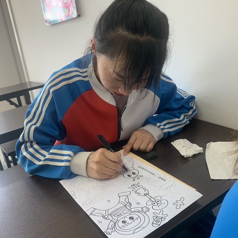 前进农场有限公司幼儿园开展教师简笔画考核活动(图2)
