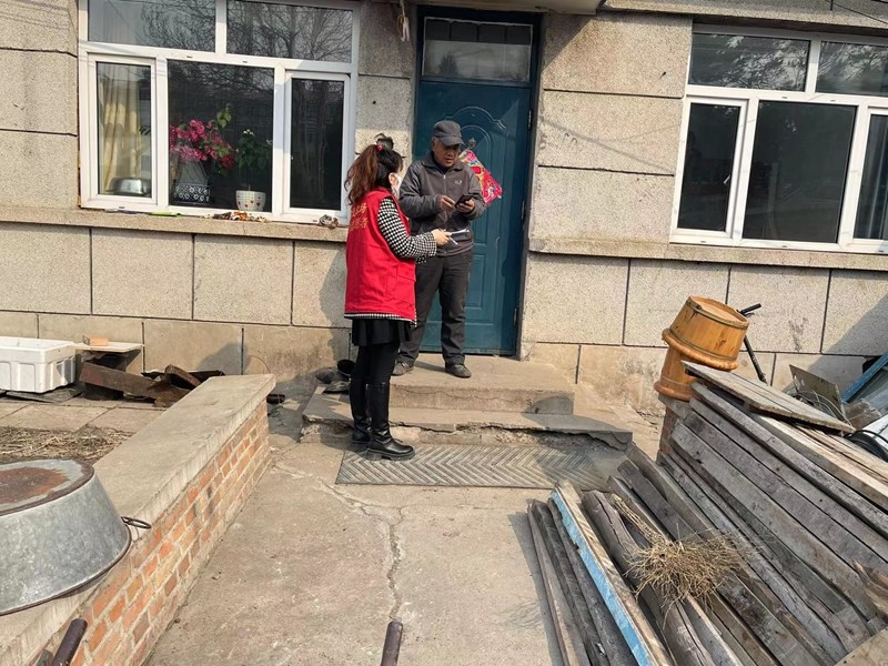 前进社区青春助力防疫践行新时代五四精神(图1)