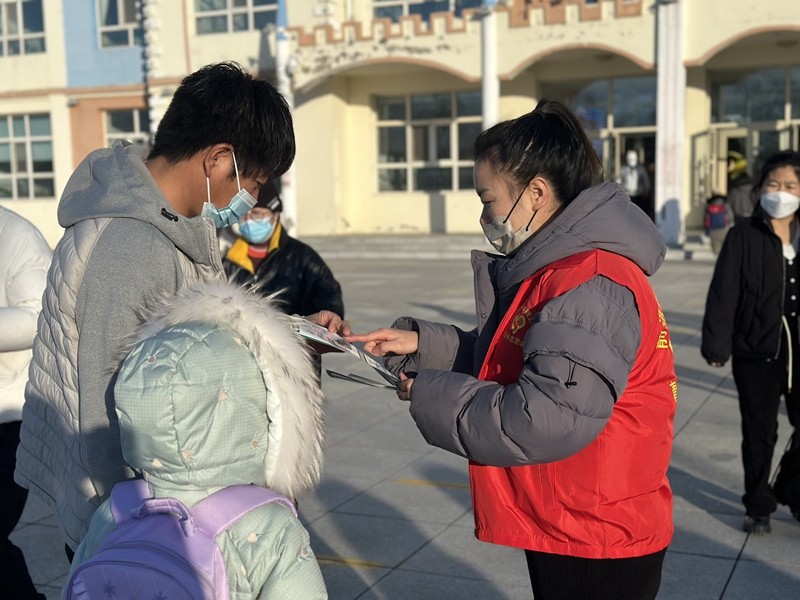 前进农场有限公司幼儿园团支部开展“预防诺如 呵护幼儿”宣传活动(图2)