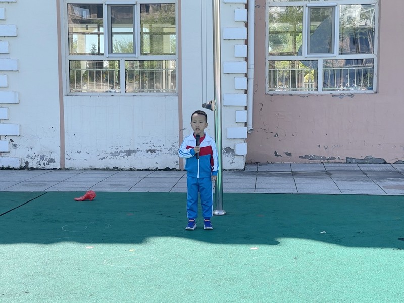 前进农场有限公司幼儿园开展“世界环境日”主题教育活动(图1)