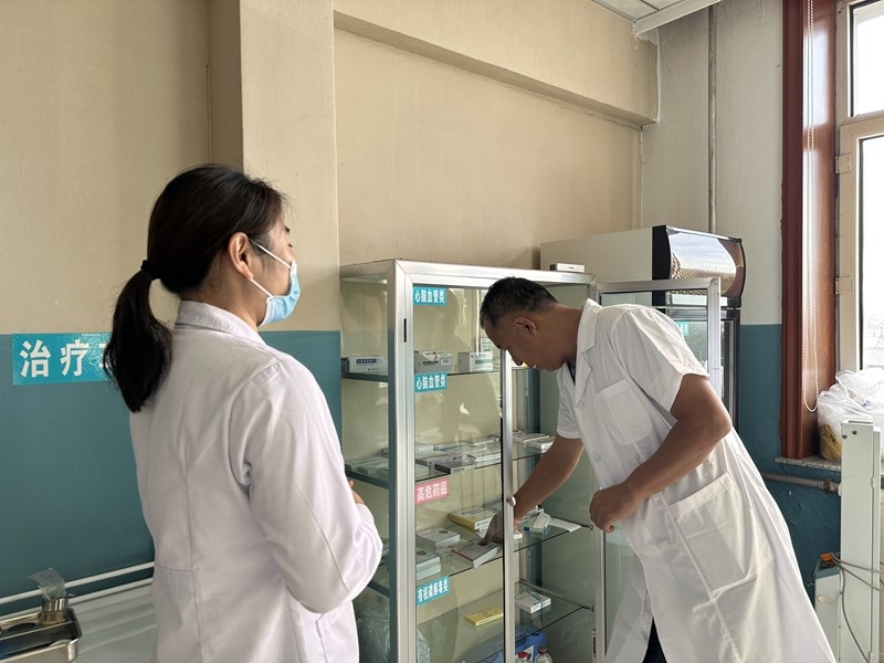 前进农场有限公司医院开展急救药品检查活动(图1)