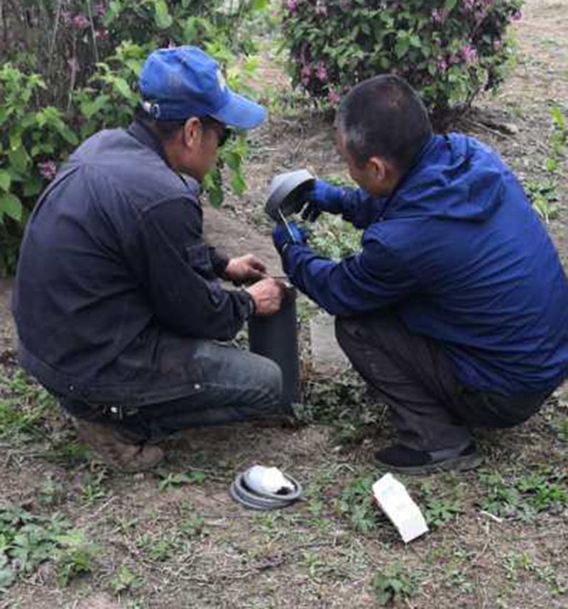 红卫农场加强公共设施维护   打造美丽宜居社区(图2)