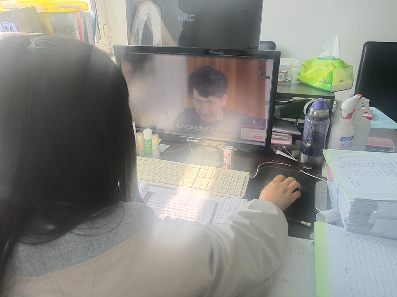 第七管理区开展“国家安全教育日”普法宣传活动(图2)
