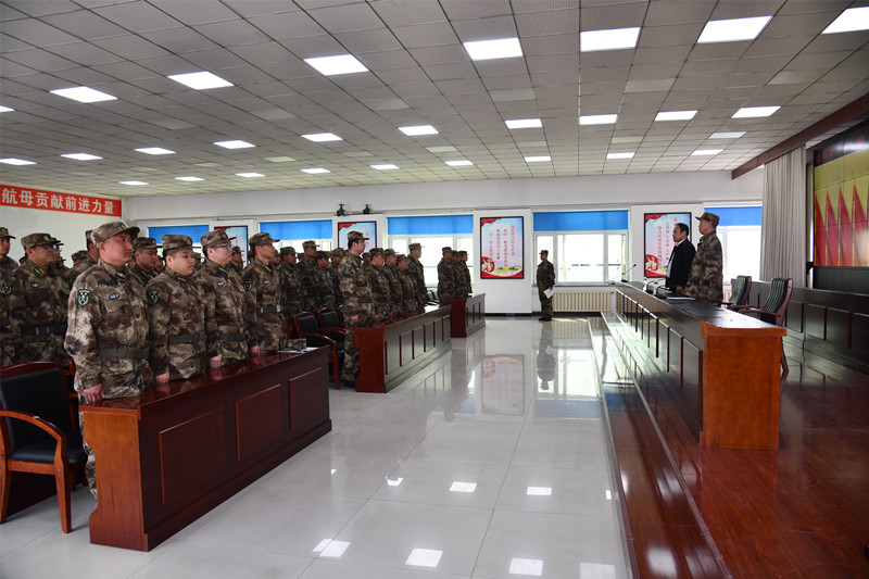 建三江人武部到前进农场有限公司开展民兵点验整组工作(图4)