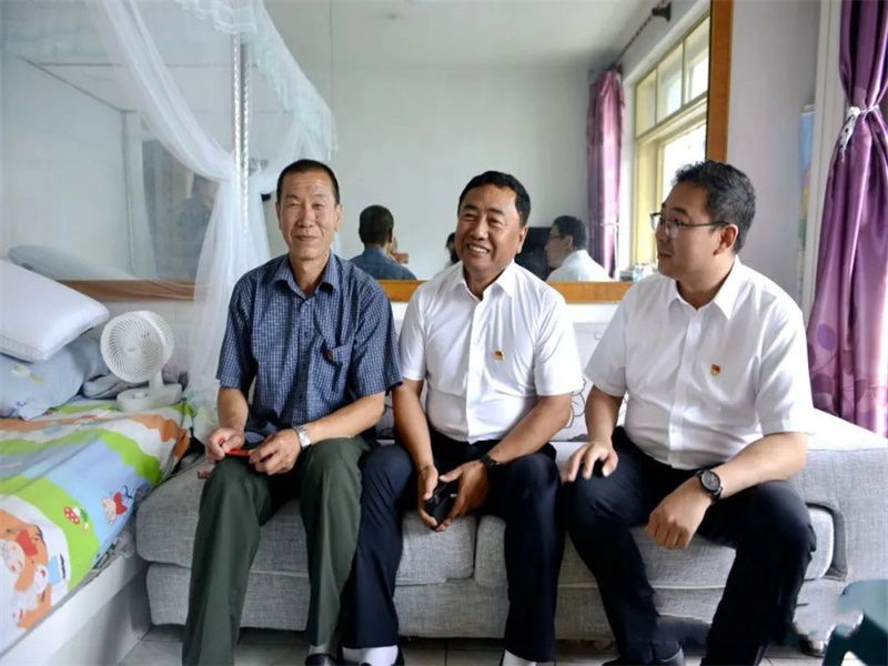 前进农场有限公司以“三心”践初心 助力主题教育走深走实(图1)