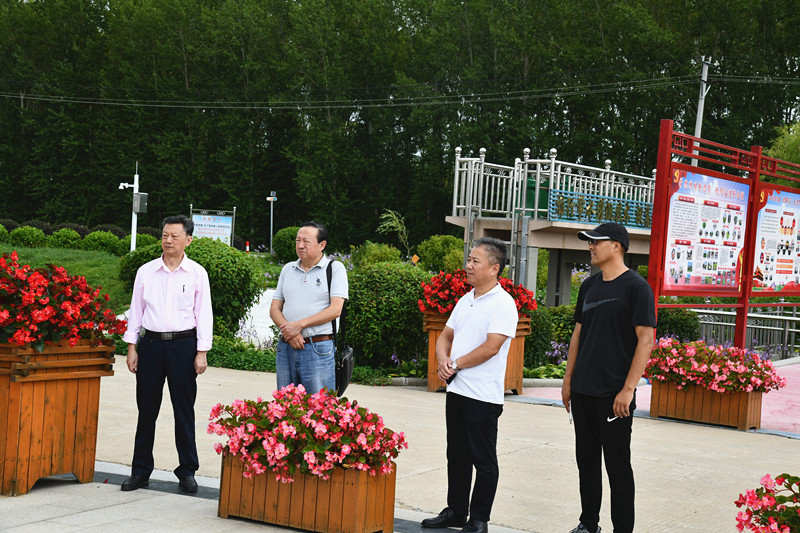 黑龙江省楹联家协会一行到前进农场有限公司调研(图1)