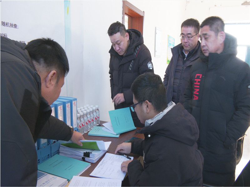 省验收组到前进农场有限公司开展垃圾填埋场整改销号验收工作(图1)