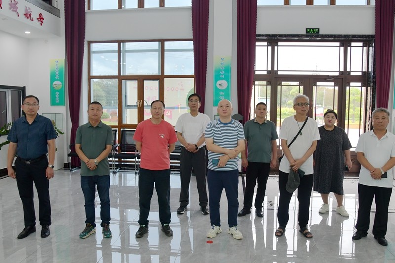 民革黑龙江省委会调研组到前进农场调研(图2)