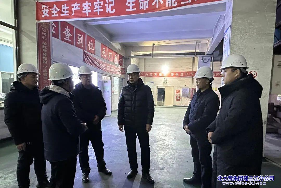 李文鹏到农场有限公司检查工作(图2)
