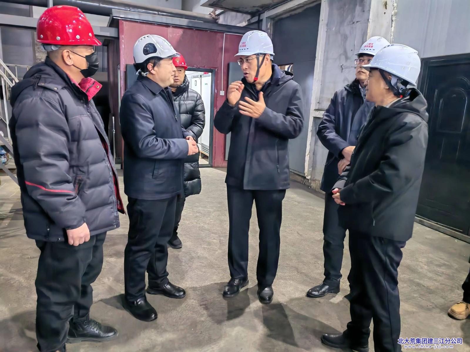 刘龙聚到二道河、前哨农场有限公司检查工作(图1)
