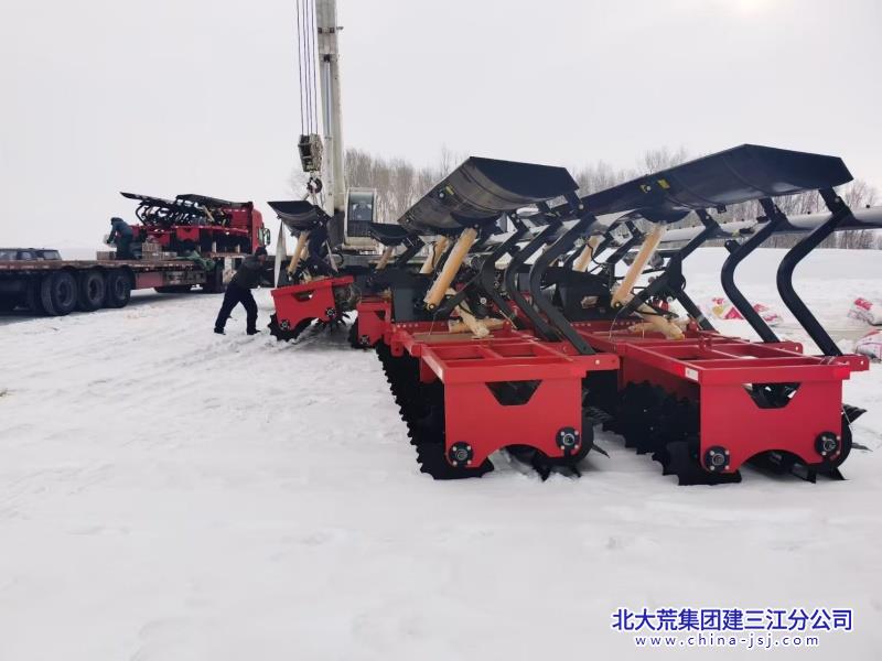 七星农场有限公司抢占先“机” “厉兵秣马”备春耕(图1)