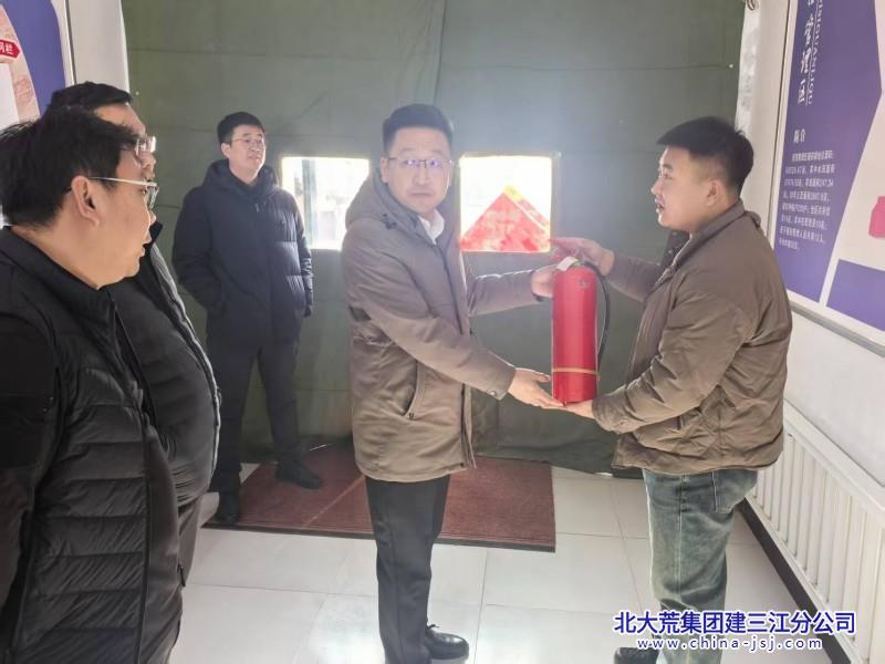 25年青龙山四区春耕 (6).jpg