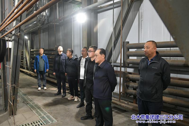 前进农场有限公司高标准开展国庆期间安全大检查活动(图1)