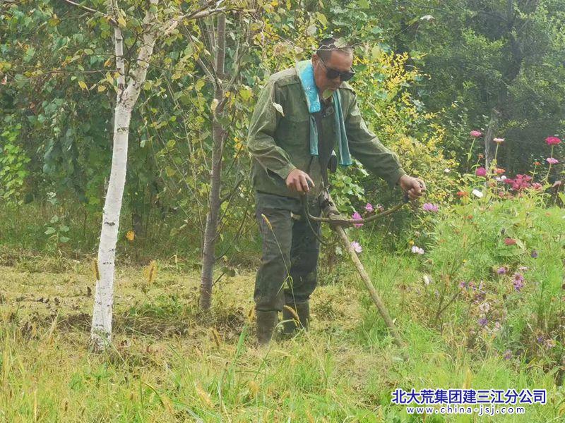 3edfa3cce2874ba75f60d9c18e0b789_副本.jpg
