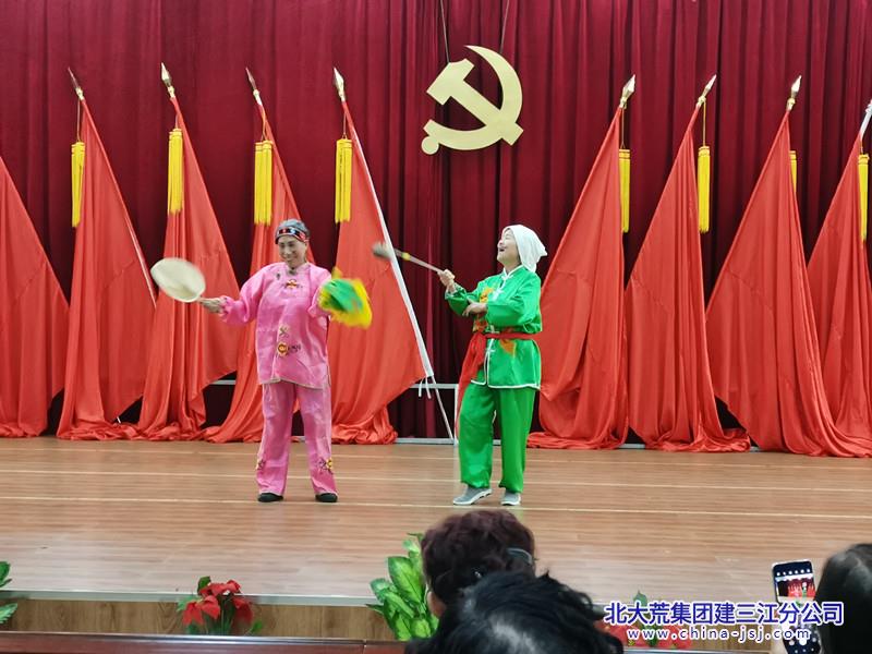 七星农场有限公司社区老年学校载歌载舞 喜迎国庆佳节(图2)