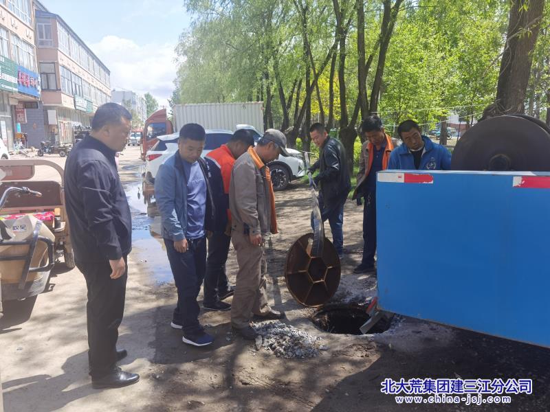 洪河农场有限公司打通“经络”应战汛期(图1)