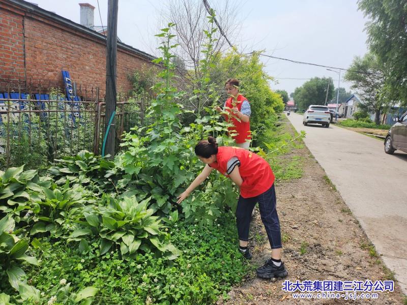 前锋农场有限公司社区禁种铲毒无死角   筑牢禁毒防护墙(图2)