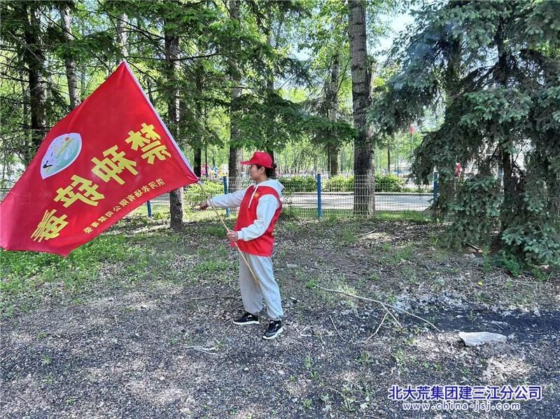 洪河农场有限公司社区多方面宣传 助力“禁种铲毒”工作(图1)
