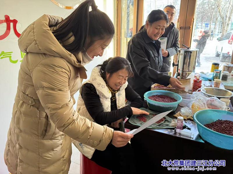 七星农场有限公司社区开展冬季征兵宣传活动(图1)
