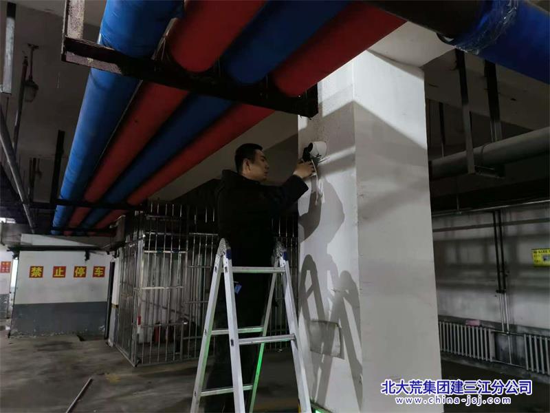 七星农场有限公司社区科技赋能 地下车库监控全覆盖守护居民安全(图1)
