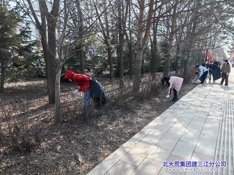 浓江农场有限公司志愿服务擦亮小城新颜值(图3)
