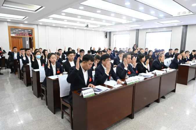 机关党委民主生活会揭短亮丑 直指作风建设三大短板