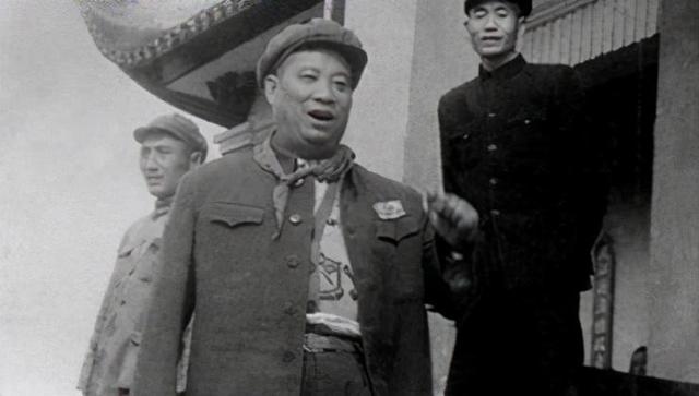 image 红色故事:有着"孤胆英雄"美誉的上将贺炳炎的故事(图4)