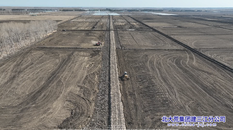 大兴农场有限公司“争分夺秒”高速推进高标准农田建设(图2)