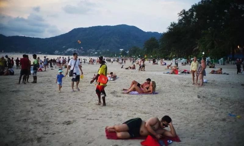 泰国多个旅游胜地游客降幅30%！从业者反思为什么中国人不来了(图4)