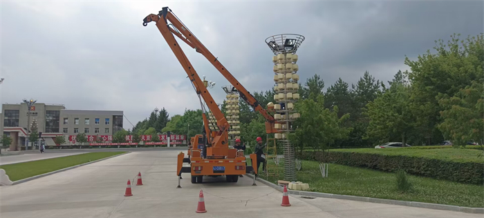 华盛物业公司：加强市政设施维护  打造有"温度"的民生服务(图3)